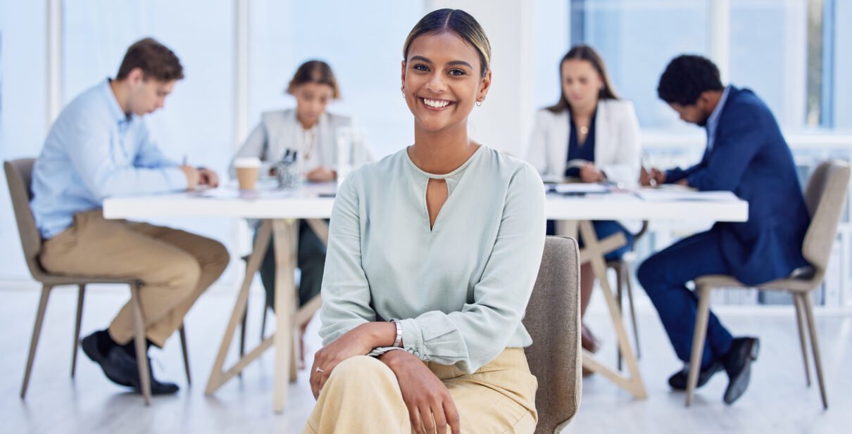 - CONTAREA - GESTÃO E CONTABILIDADE CONTAREA GESTÃO E CONTABILIDADE - FAMALICAO - Perfil Empreendedor Possui as Características Necessárias