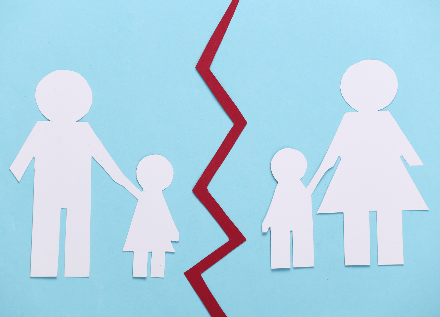 CONTAREA - GESTÃO E CONTABILIDADE - FAMALICÃO - IRS e Pais Separados: Como Declarar Dependentes em 2025